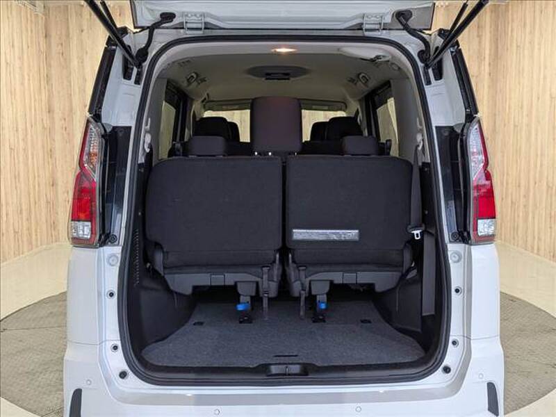 2017 NISSAN SERENA HIGHWAYSTAR for sale - photo 11