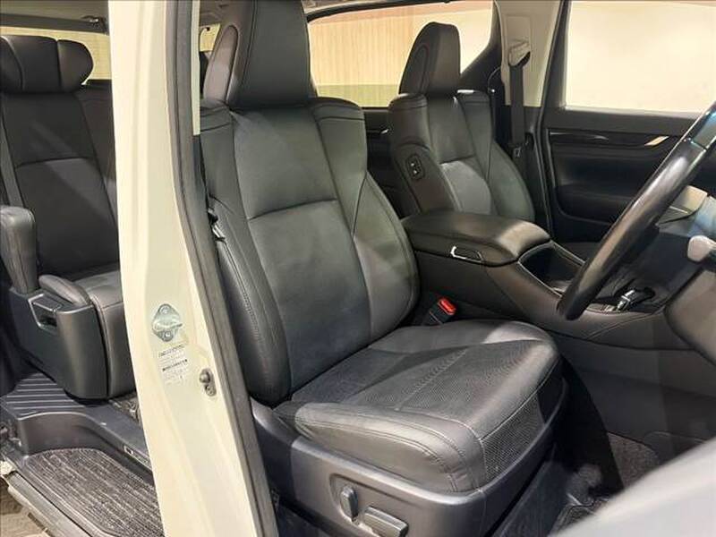 2020 TOYOTA ALPHARD for sale - photo 11