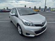 2011 TOYOTA VITZ U