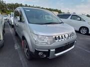 2013 MITSUBISHI DELICA D5
