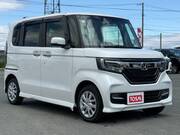 2019 HONDA N-BOX CUSTOM