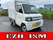 2010 MITSUBISHI MINICAB TRUCK