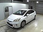 2013 TOYOTA PRIUS S
