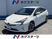 2016 TOYOTA PRIUS