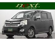 2013 TOYOTA VOXY