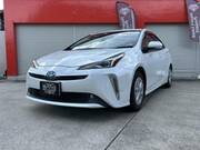 2020 TOYOTA PRIUS
