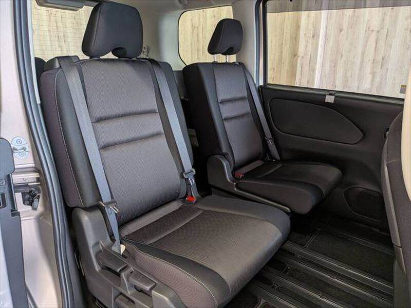 2019 NISSAN SERENA for sale - photo 11