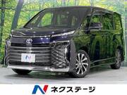 2022 TOYOTA VOXY