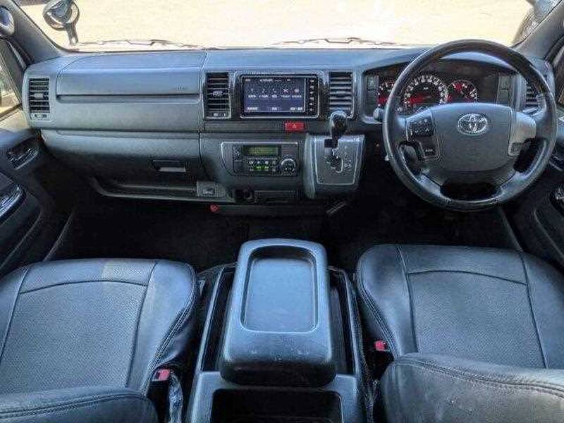 2019 TOYOTA HIACE VAN for sale - photo 4