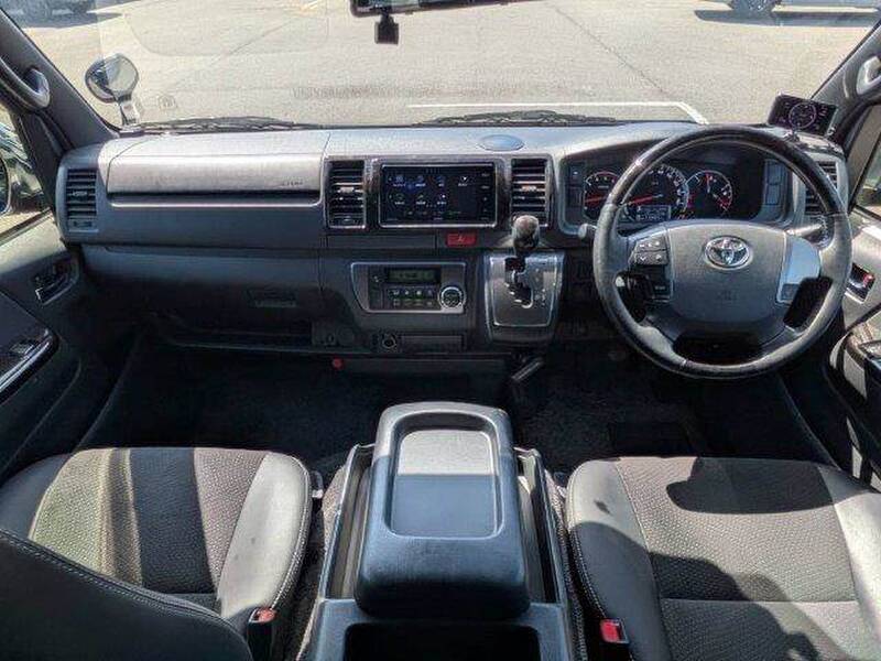 2019 TOYOTA HIACE VAN for sale - photo 4