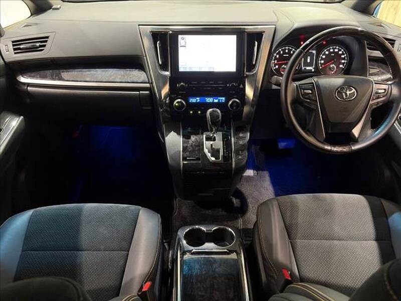 2021 TOYOTA ALPHARD for sale - photo 4