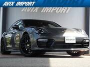 2018 PORSCHE PANAMERA