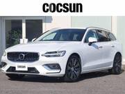 2019 VOLVO V60
