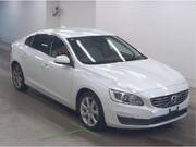 2017 VOLVO S60