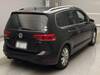 VOLKSWAGEN GOLF TOURAN