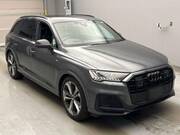 2022 AUDI Q7