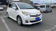 2011 TOYOTA RACTIS
