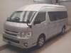 TOYOTA HIACE COMMUTER