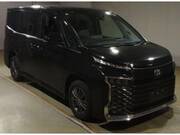 2022 TOYOTA VOXY