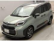2024 TOYOTA SIENTA