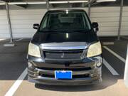 2005 TOYOTA NOAH