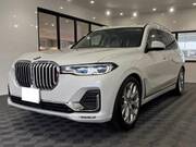 2022 BMW X7