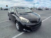 2012 TOYOTA VITZ F