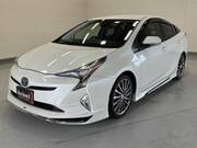 2016 TOYOTA PRIUS S