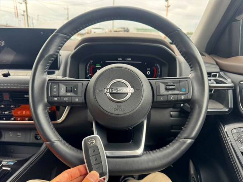 2022 NISSAN X-TRAIL for sale - more photos