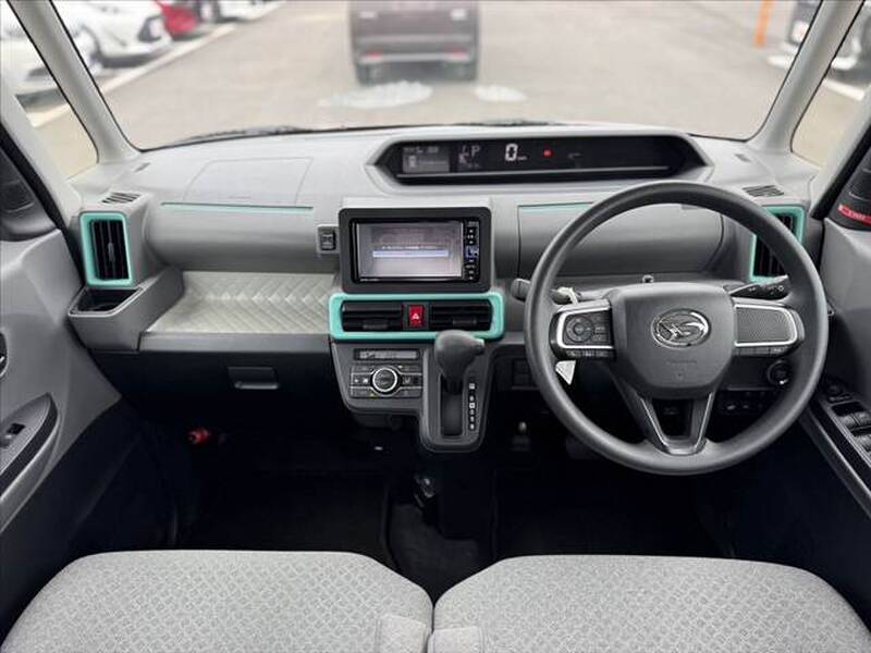 2020 DAIHATSU TANTO for sale - photo 3