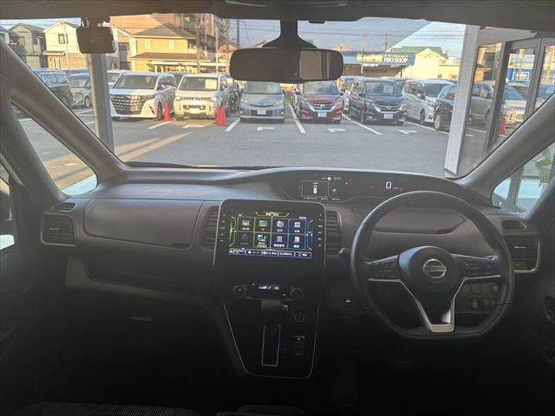 2020 NISSAN SERENA for sale - photo 4