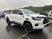 2022 TOYOTA HILUX