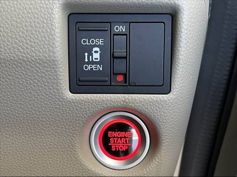 2019 HONDA N-BOX for sale - photo 7