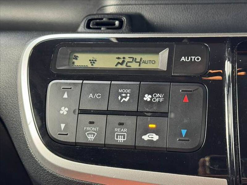 2016 HONDA N-BOX for sale - photo 5