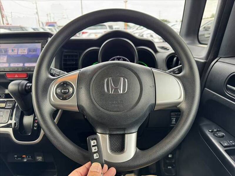 2016 HONDA N-BOX for sale - more photos
