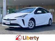 2019 TOYOTA PRIUS S