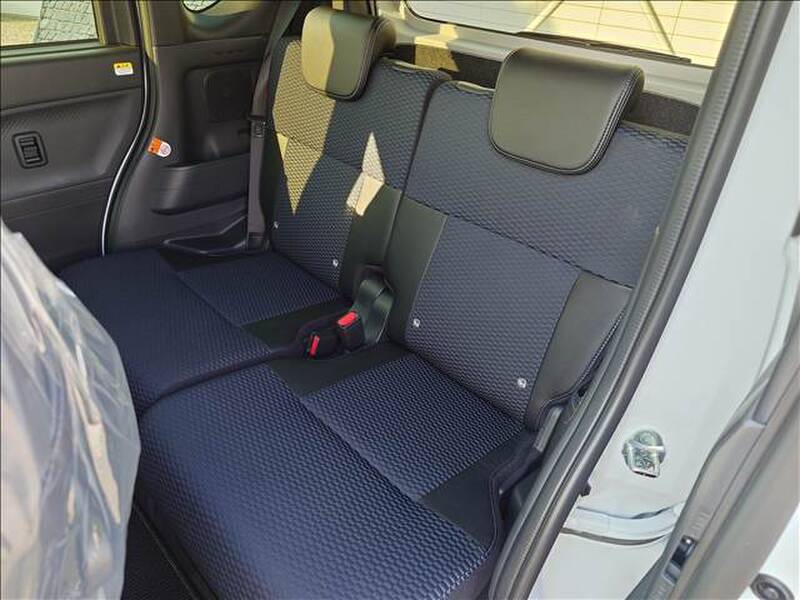 2025 DAIHATSU TANTO for sale - photo 6