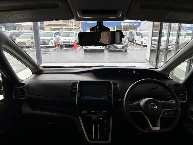 2017 NISSAN SERENA HIGHWAYSTAR V SELECTION for sale - photo 4