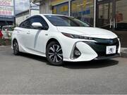 2017 TOYOTA PRIUS PHV