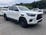 2024 TOYOTA HILUX