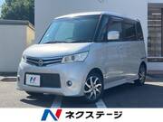 2010 NISSAN ROOX