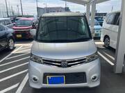 2012 NISSAN ROOX