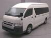 TOYOTA HIACE COMMUTER