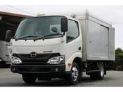 2018 HINO DUTRO