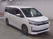 2016 TOYOTA VOXY