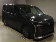 2022 TOYOTA VOXY