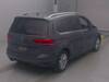 VOLKSWAGEN GOLF TOURAN