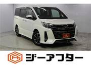 2020 TOYOTA NOAH