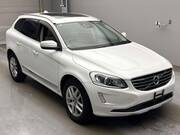 2017 VOLVO XC60