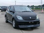 2003 TOYOTA IST